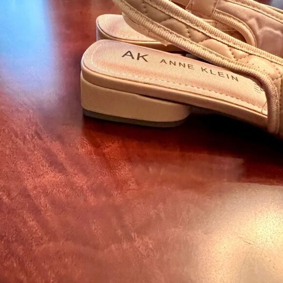 NWOB Anne Klein iFlex Quilted Slingback Ballet Style Flats Shoes Nude Size 9.5 - Picture 4 of 6